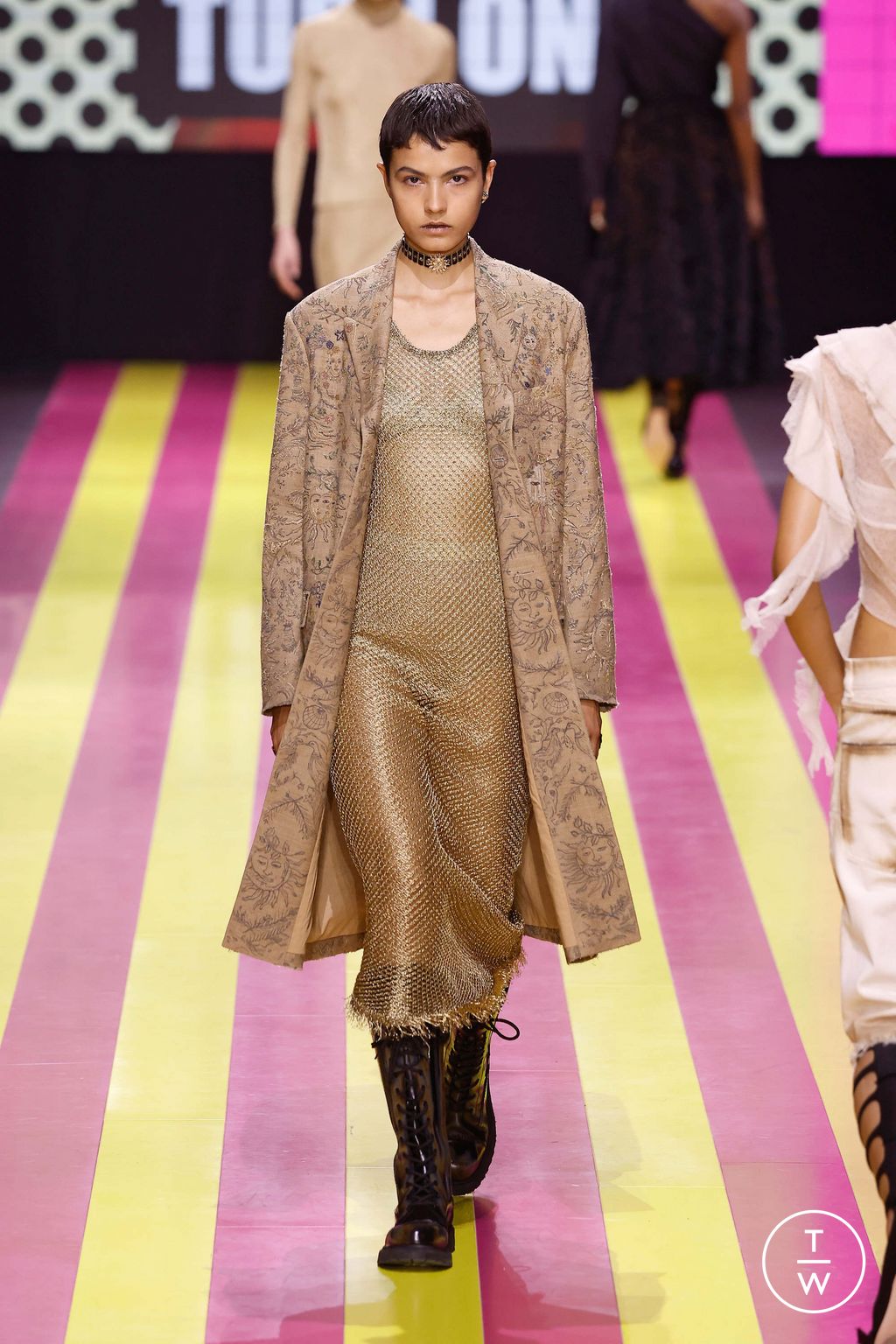 Fashion Week Paris Spring/Summer 2024 look 61 from the Christian Dior collection 女装