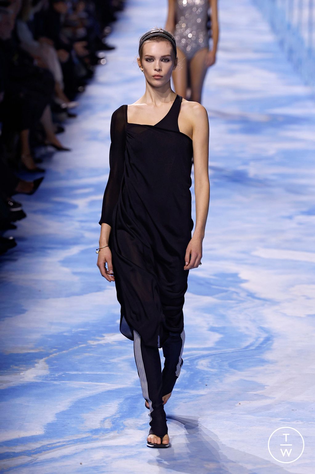 Fashion Week Paris Spring-Summer 2025 look 14 de la collection Christian Dior womenswear