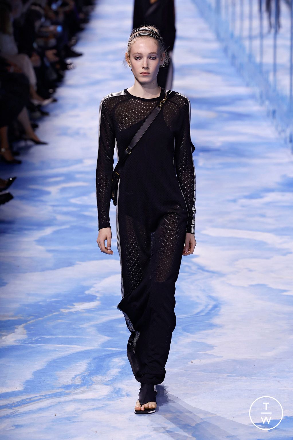 Fashion Week Paris Spring-Summer 2025 look 27 from the Dior collection womenswear