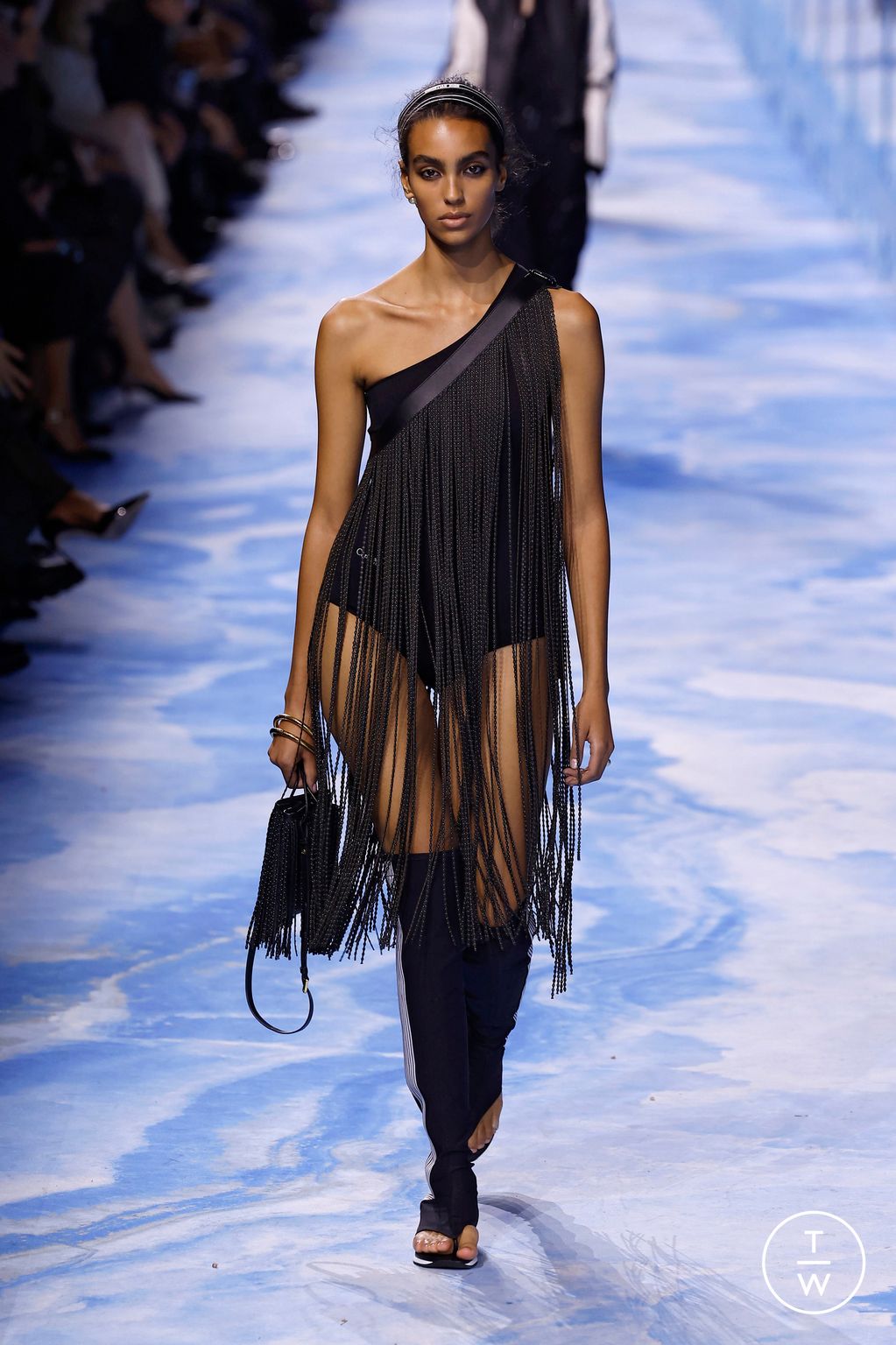 Fashion Week Paris Spring/Summer 2025 look 60 from the Dior collection womenswear