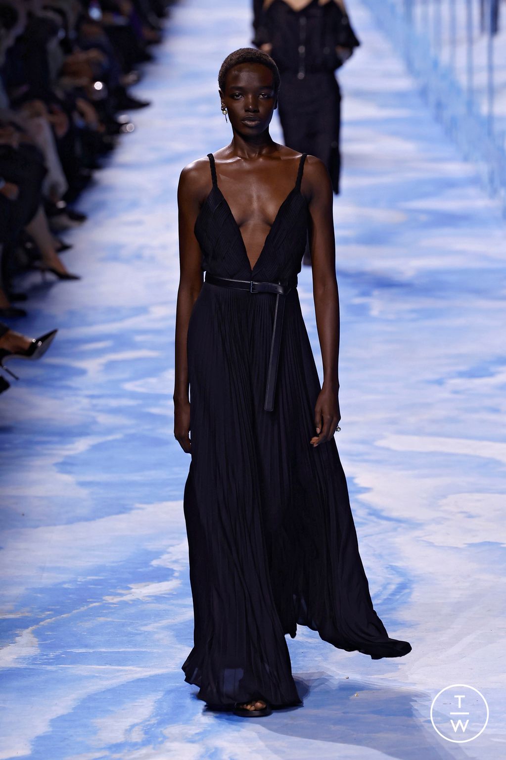 Fashion Week Paris Spring/Summer 2025 look 70 from the Dior collection womenswear