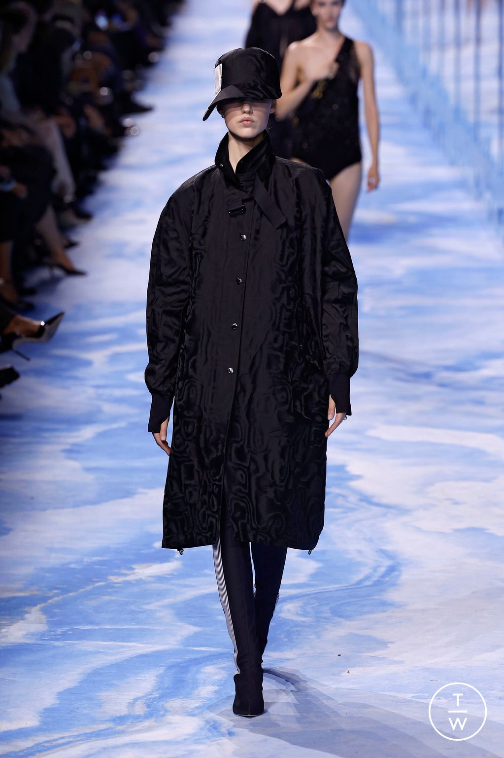 Fashion Week Paris Spring/Summer 2025 look 72 from the Dior collection womenswear