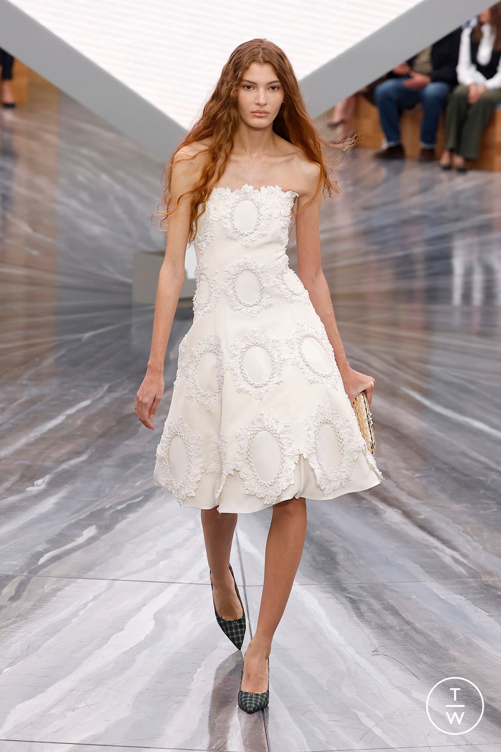 Fashion Week Paris Spring/Summer 2026 look 22 from the Dior collection womenswear