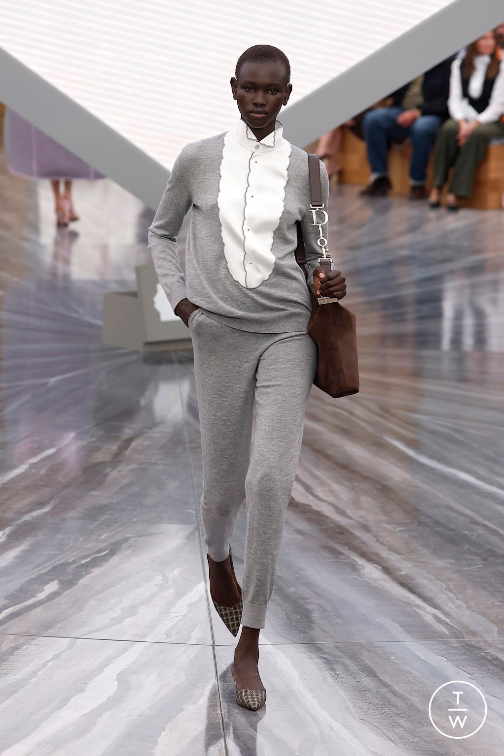 Fashion Week Paris Spring/Summer 2026 look 36 from the Dior collection womenswear