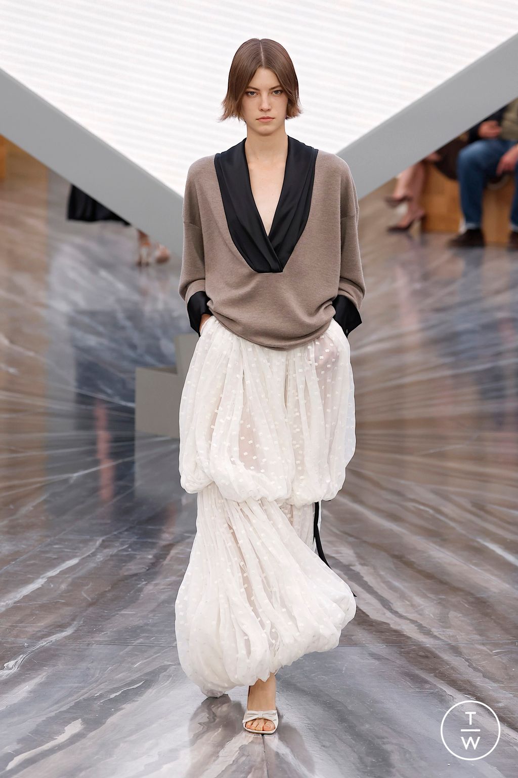 Fashion Week Paris Spring/Summer 2026 look 56 from the Dior collection womenswear