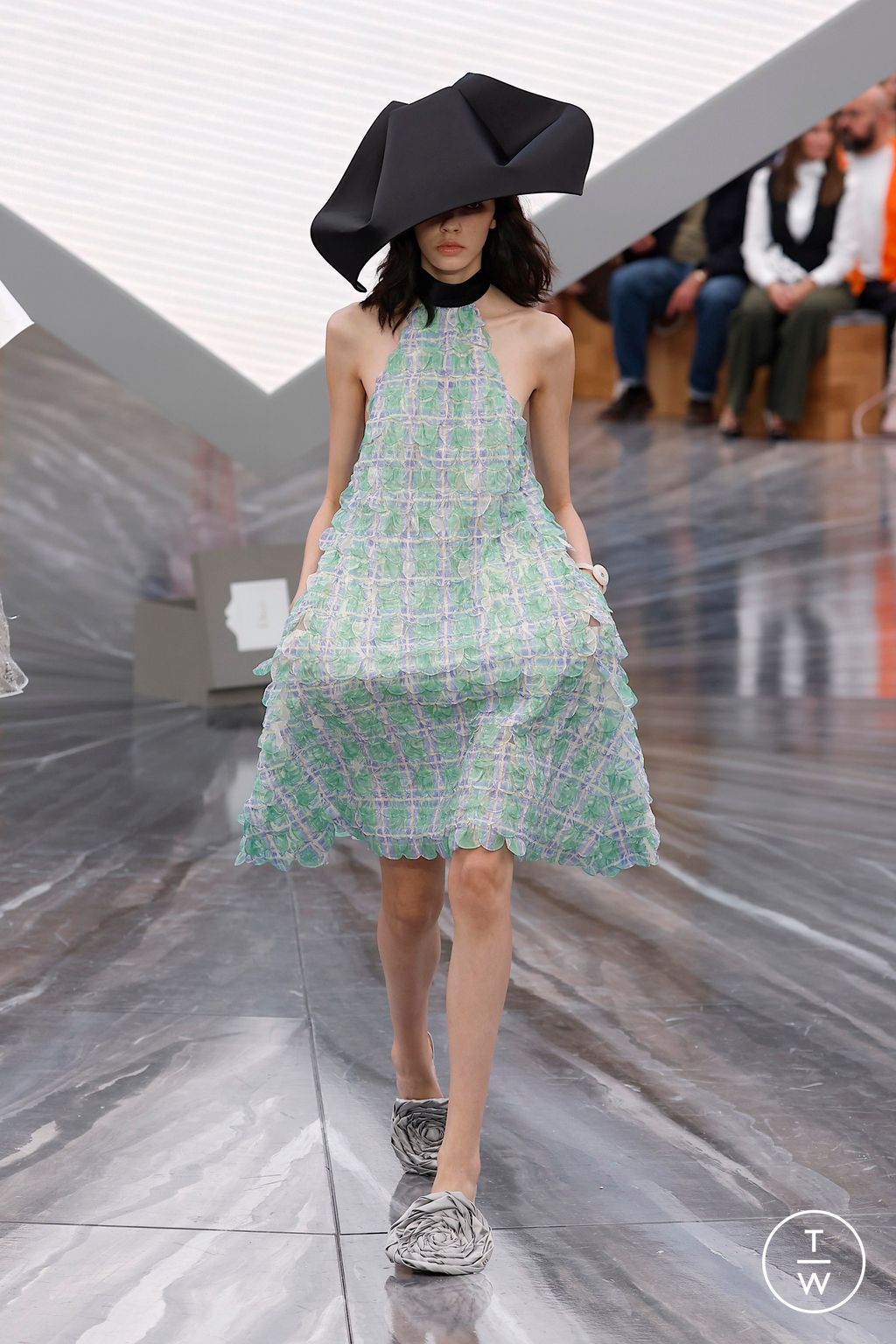 Fashion Week Paris Spring/Summer 2026 look 61 from the Dior collection womenswear