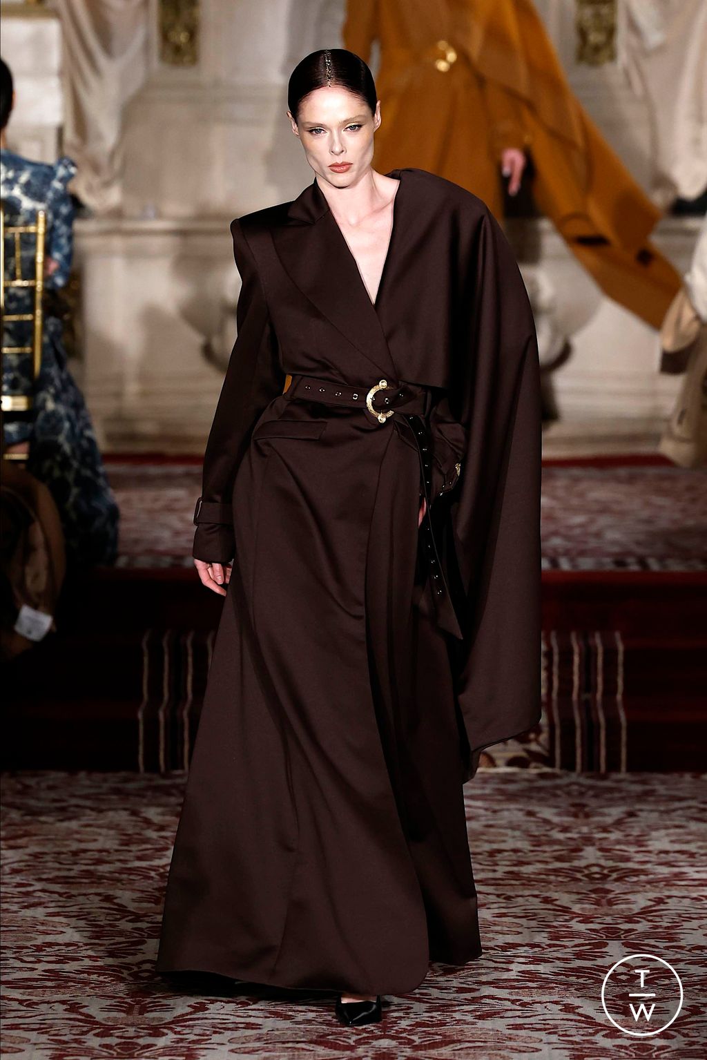 Fashion Week New York Fall/Winter 2024 look 4 from the Christian Siriano collection 女装