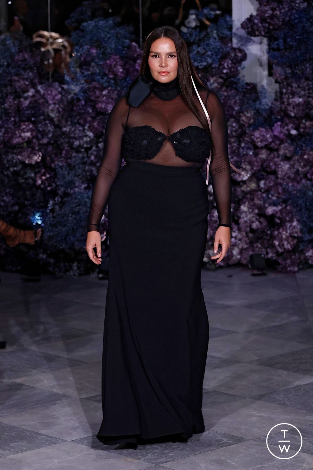 Fashion Week New York Spring/Summer 2024 look 8 from the Christian Siriano collection womenswear