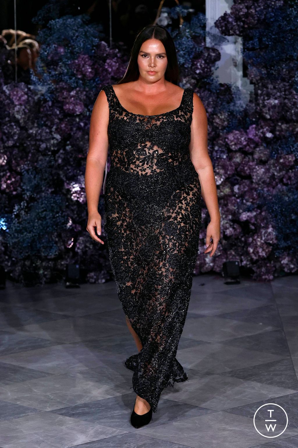 Fashion Week New York Spring/Summer 2024 look 28 de la collection Christian Siriano womenswear