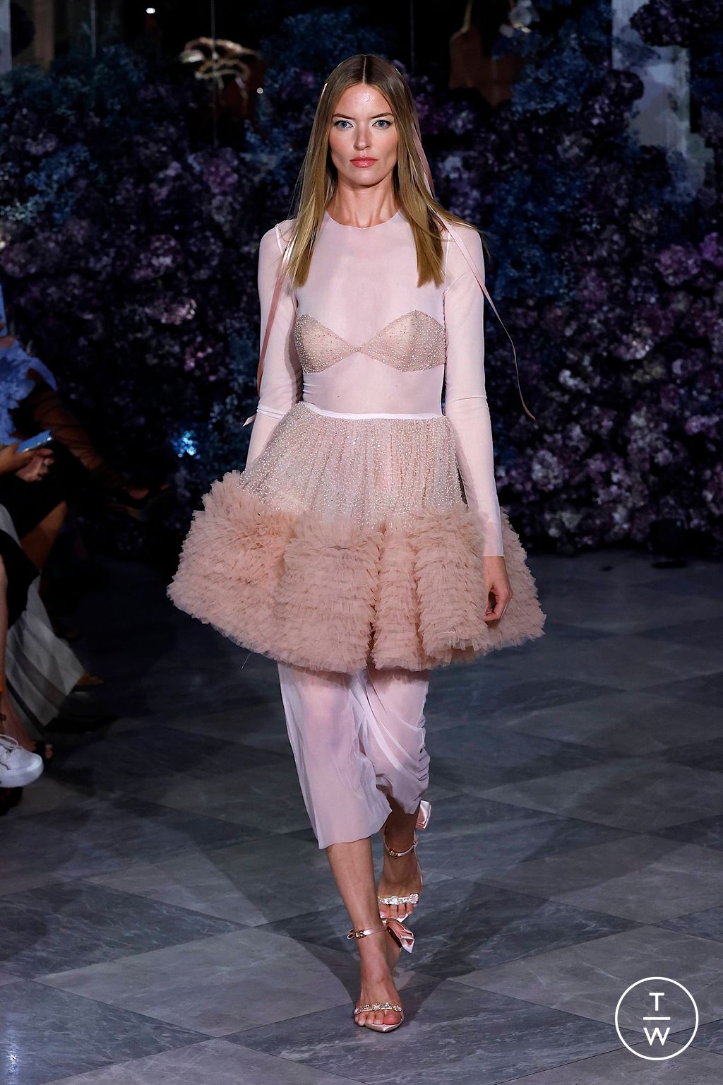 Fashion Week New York Spring/Summer 2024 look 42 from the Christian Siriano collection womenswear