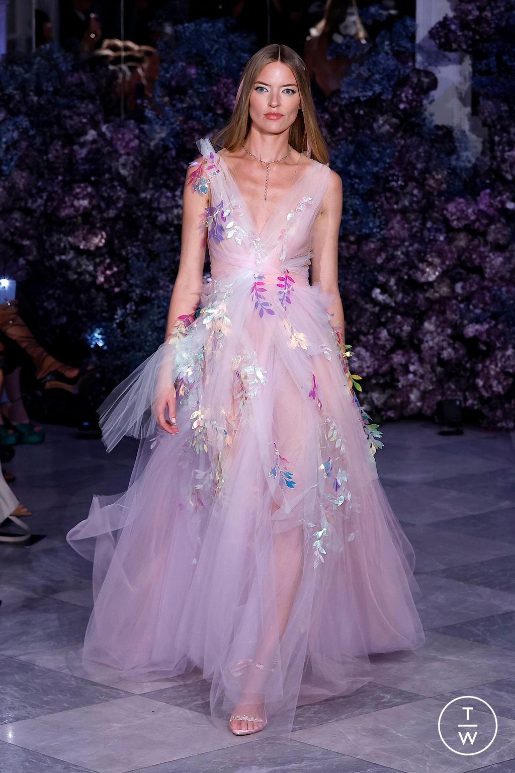 Fashion Week New York Spring/Summer 2024 look 60 from the Christian Siriano collection womenswear