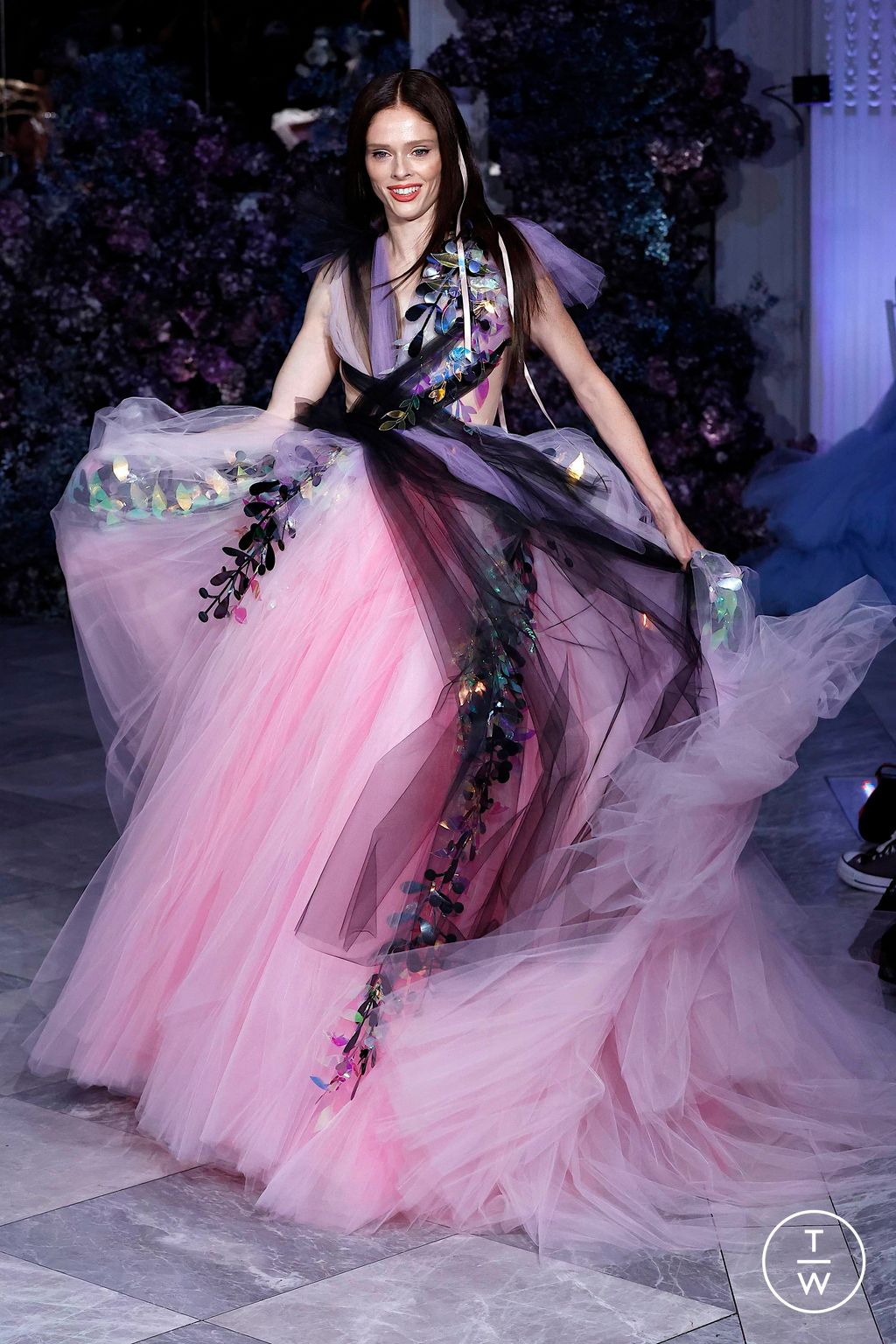 Fashion Week New York Spring/Summer 2024 look 61 from the Christian Siriano collection womenswear