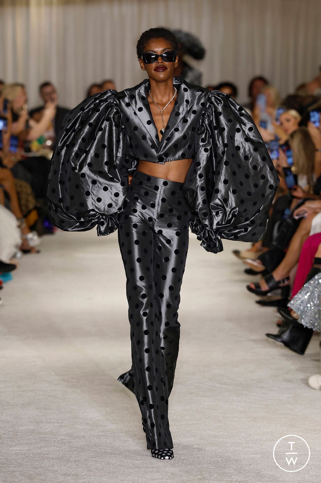 Fashion Week New York Spring/Summer 2026 look 8 from the Christian Siriano collection womenswear