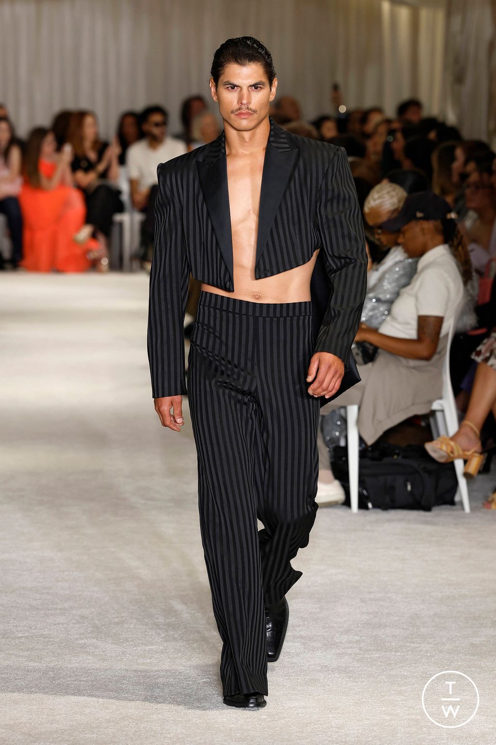 Fashion Week New York Spring/Summer 2026 look 23 from the Christian Siriano collection womenswear