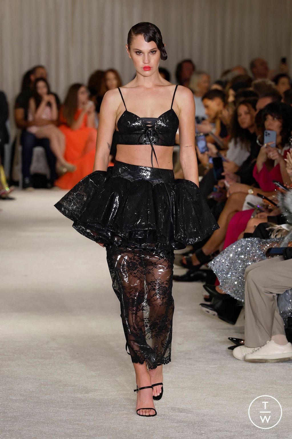 Fashion Week New York Spring/Summer 2026 look 32 from the Christian Siriano collection womenswear