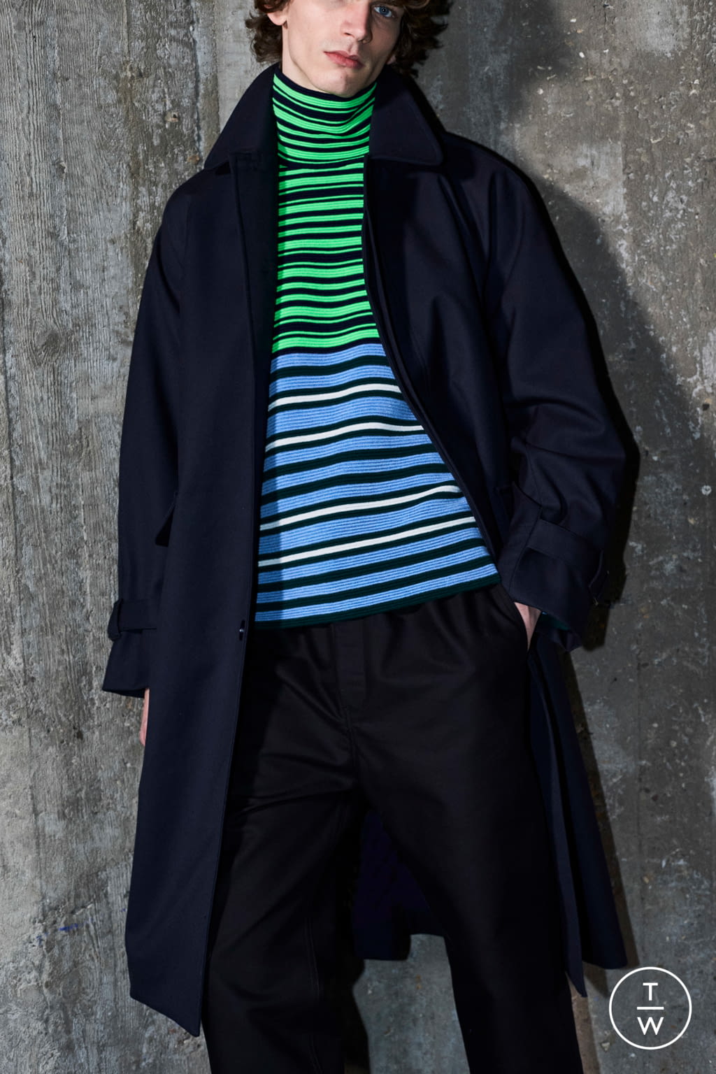 Fashion Week Paris Fall/Winter 2021 look 12 from the Christian Wijnants collection menswear