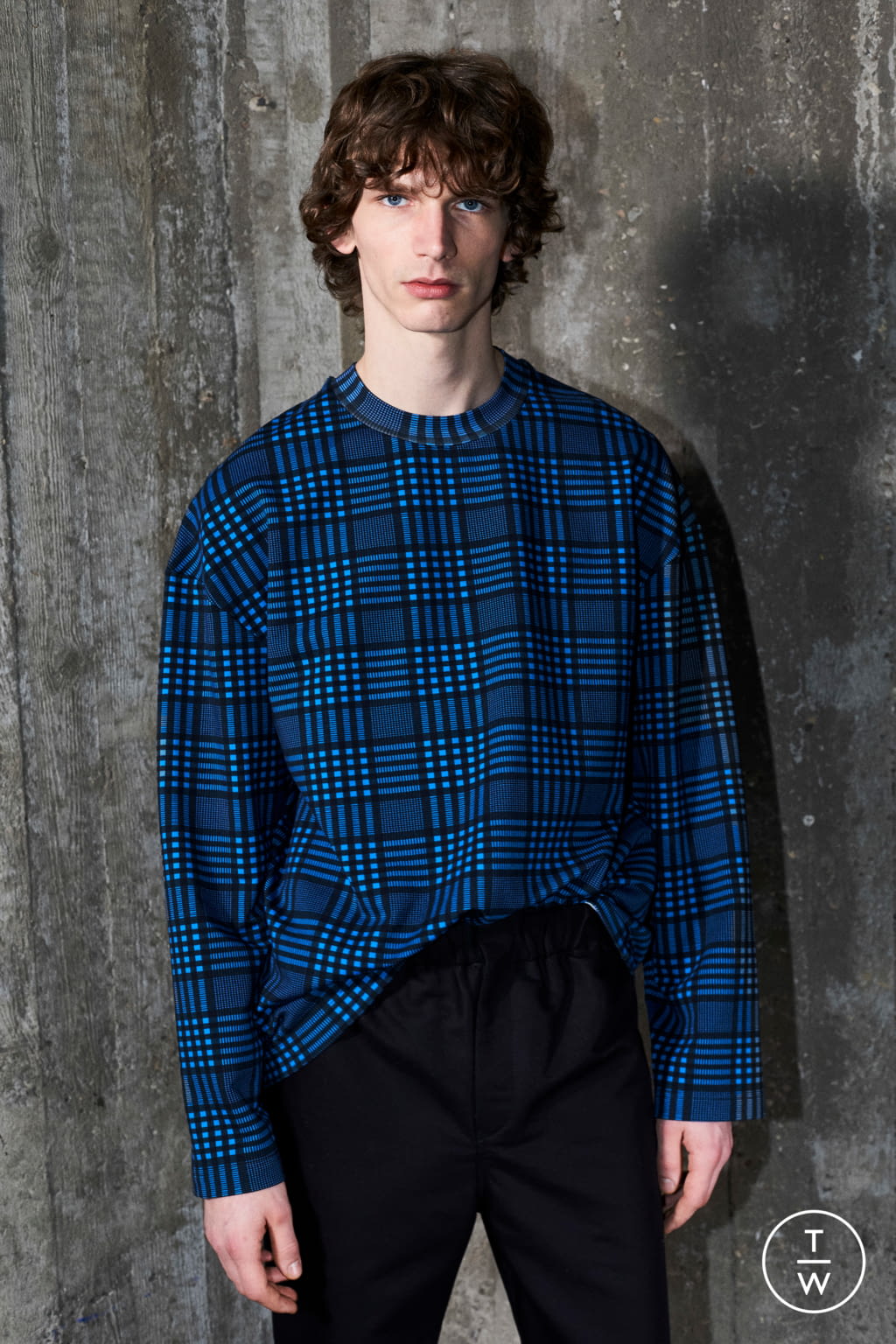 Fashion Week Paris Fall/Winter 2021 look 5 from the Christian Wijnants collection 男装