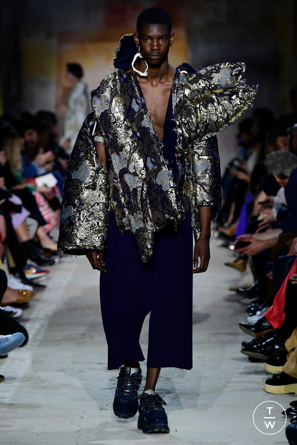 Fashion Week Paris Fall/Winter 2019 look 3 de la collection Christoph Rumpf menswear