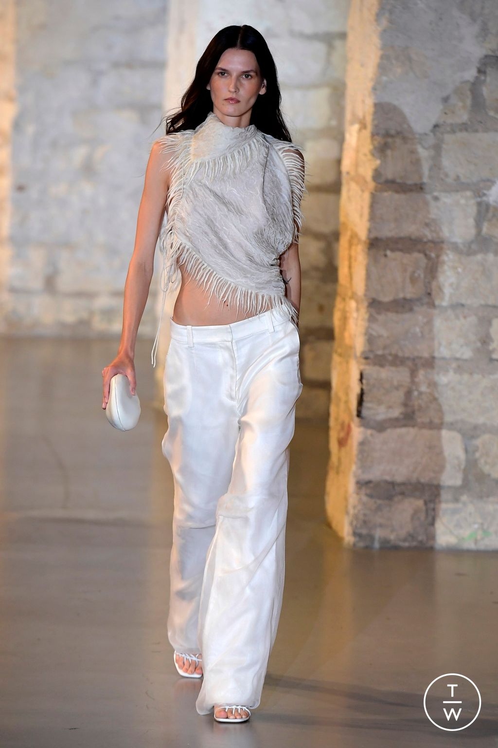 Fashion Week Paris Spring/Summer 2024 look 4 from the Christopher Esber collection womenswear