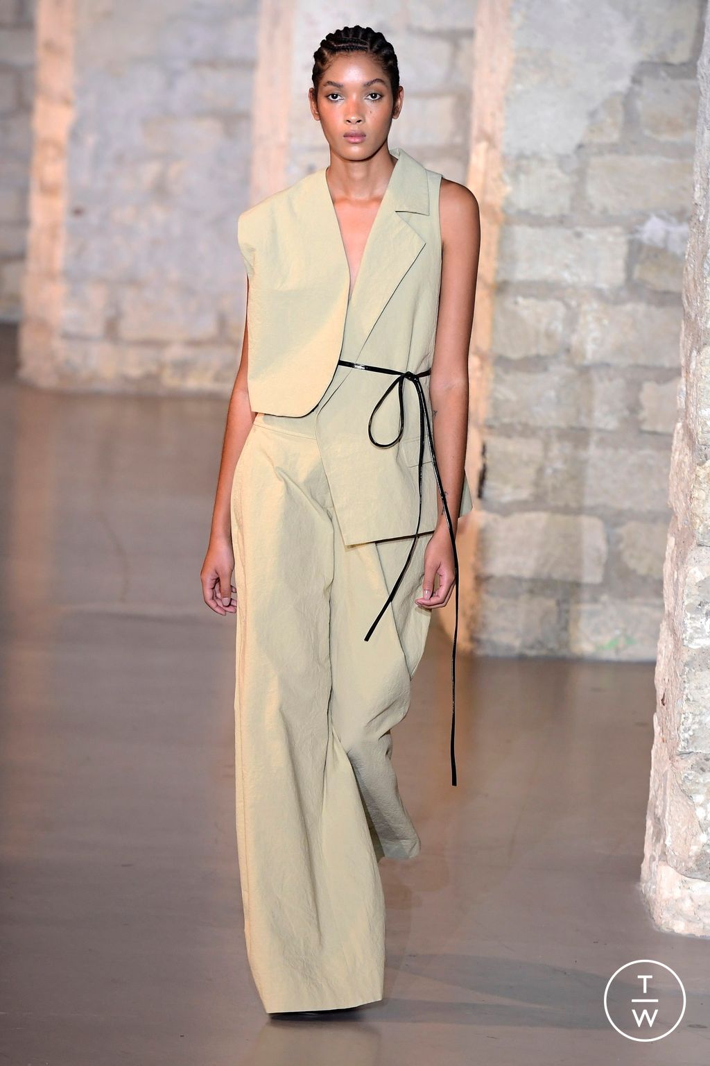 Fashion Week Paris Spring/Summer 2024 look 13 from the Christopher Esber collection womenswear