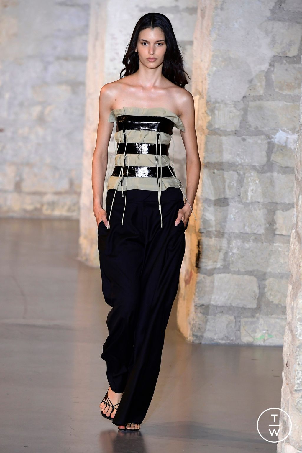 Fashion Week Paris Spring/Summer 2024 look 14 from the Christopher Esber collection womenswear