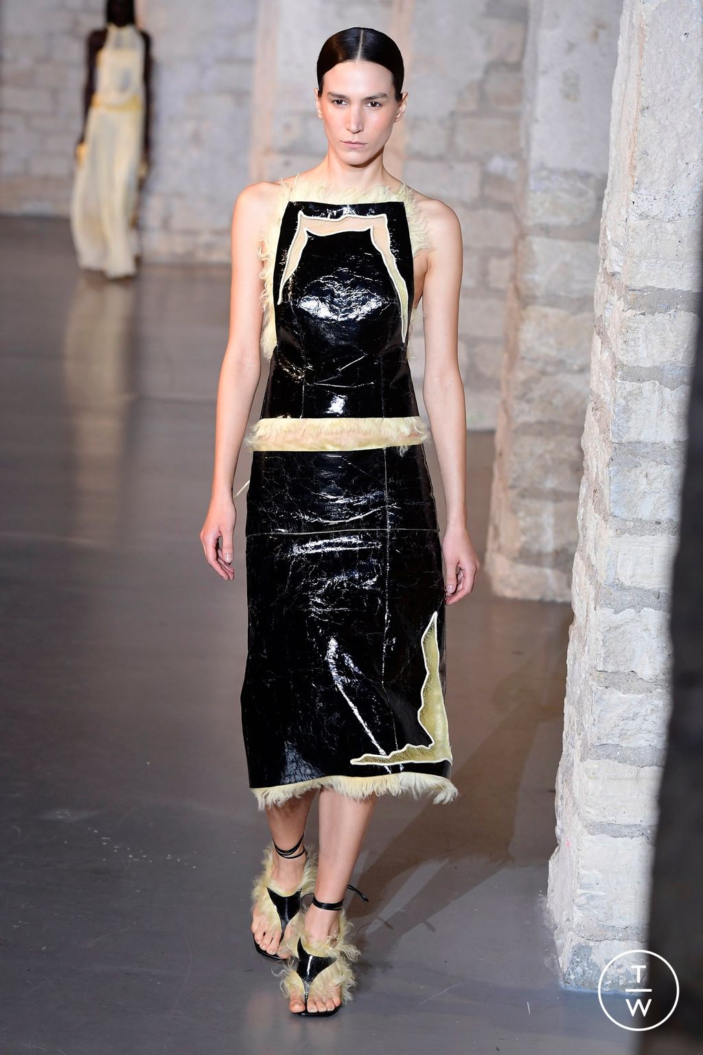 Fashion Week Paris Spring/Summer 2024 look 18 from the Christopher Esber collection womenswear