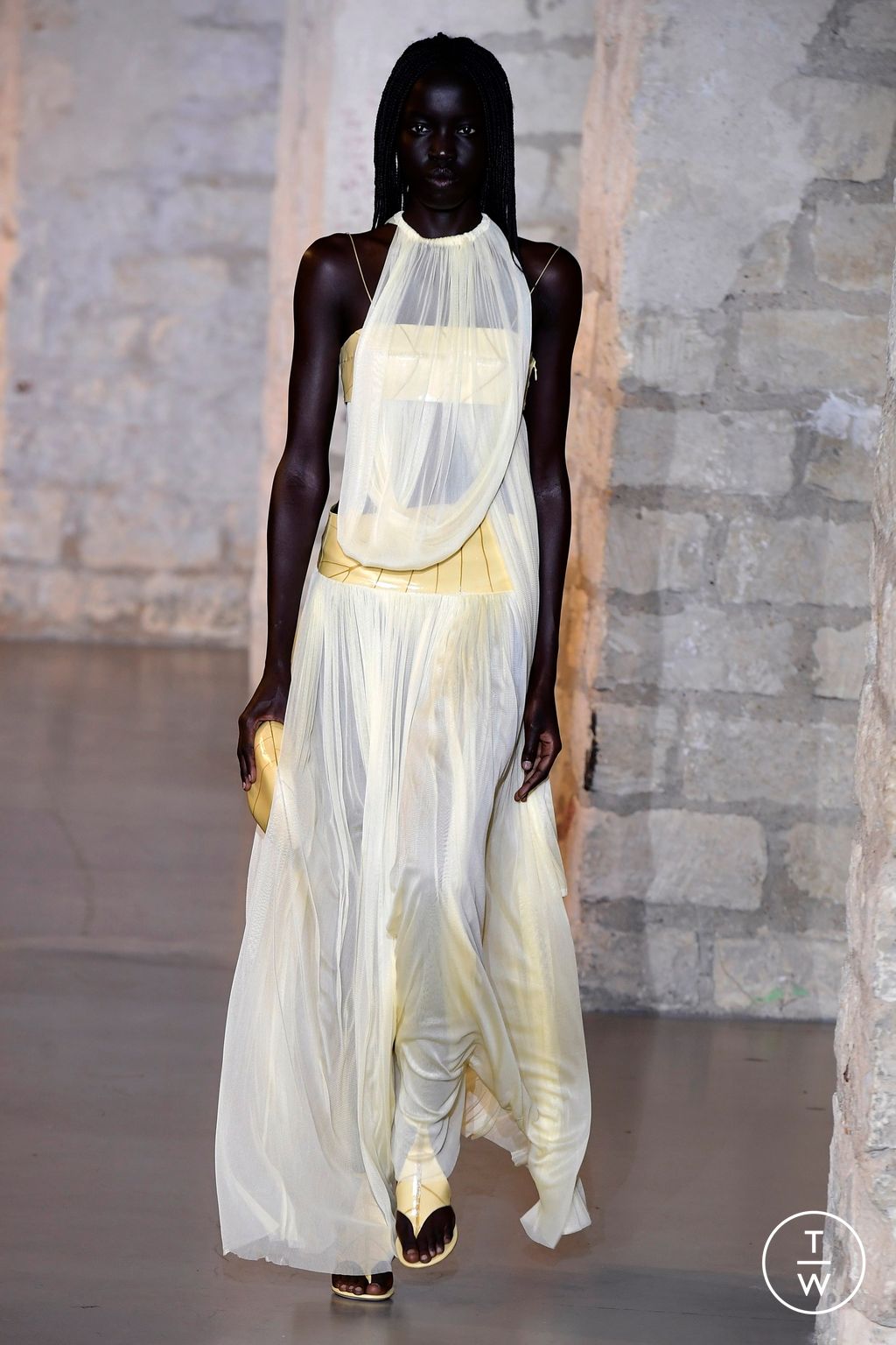 Fashion Week Paris Spring/Summer 2024 look 19 from the Christopher Esber collection womenswear