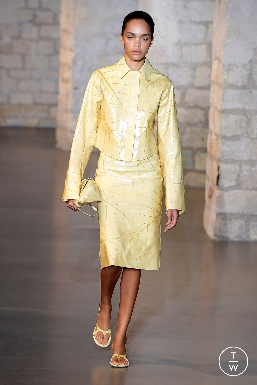 Fashion Week Paris Spring/Summer 2024 look 21 de la collection Christopher Esber womenswear