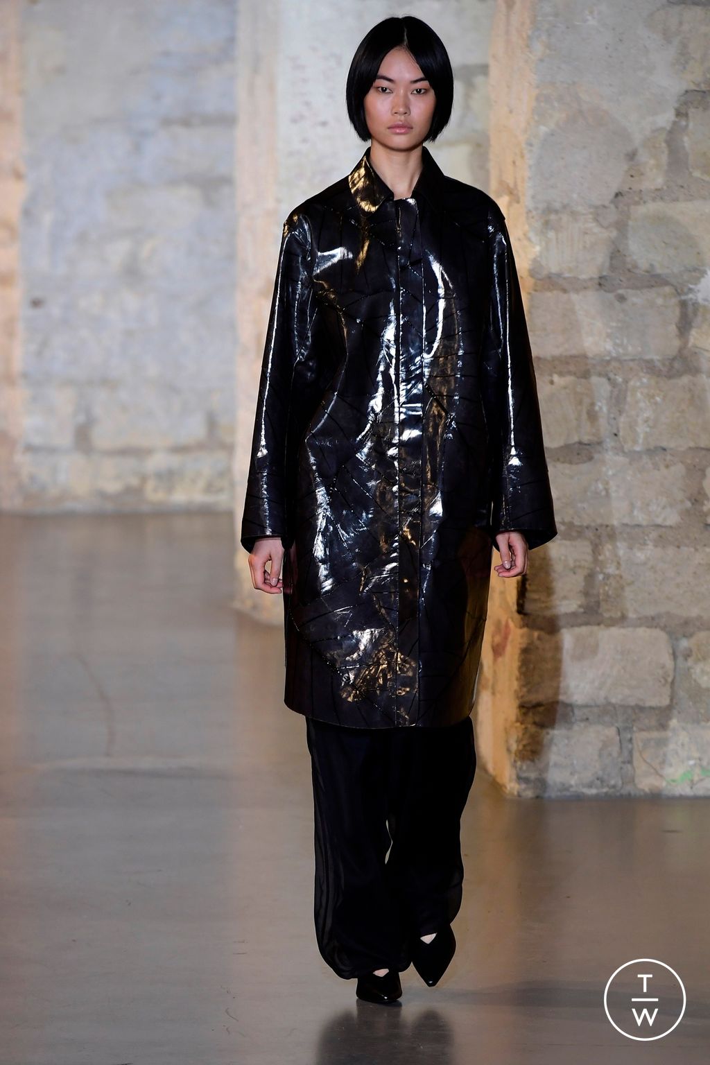 Fashion Week Paris Spring/Summer 2024 look 26 from the Christopher Esber collection womenswear
