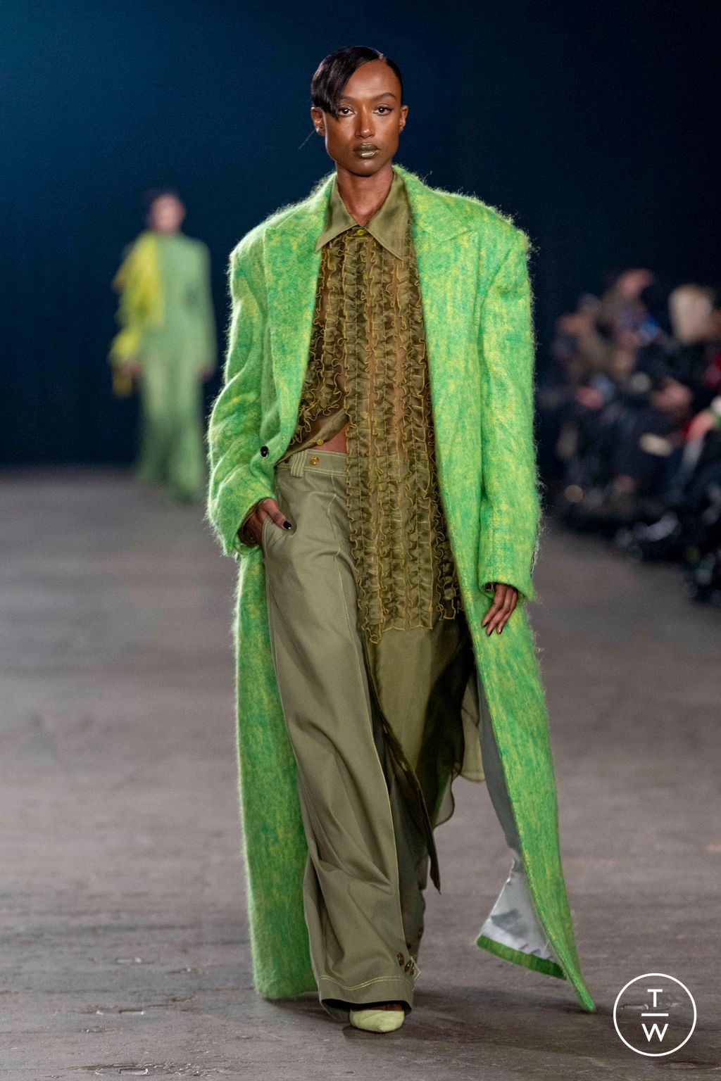 Fashion Week New York Fall/Winter 2025 look 21 from the Christopher John Rogers collection womenswear