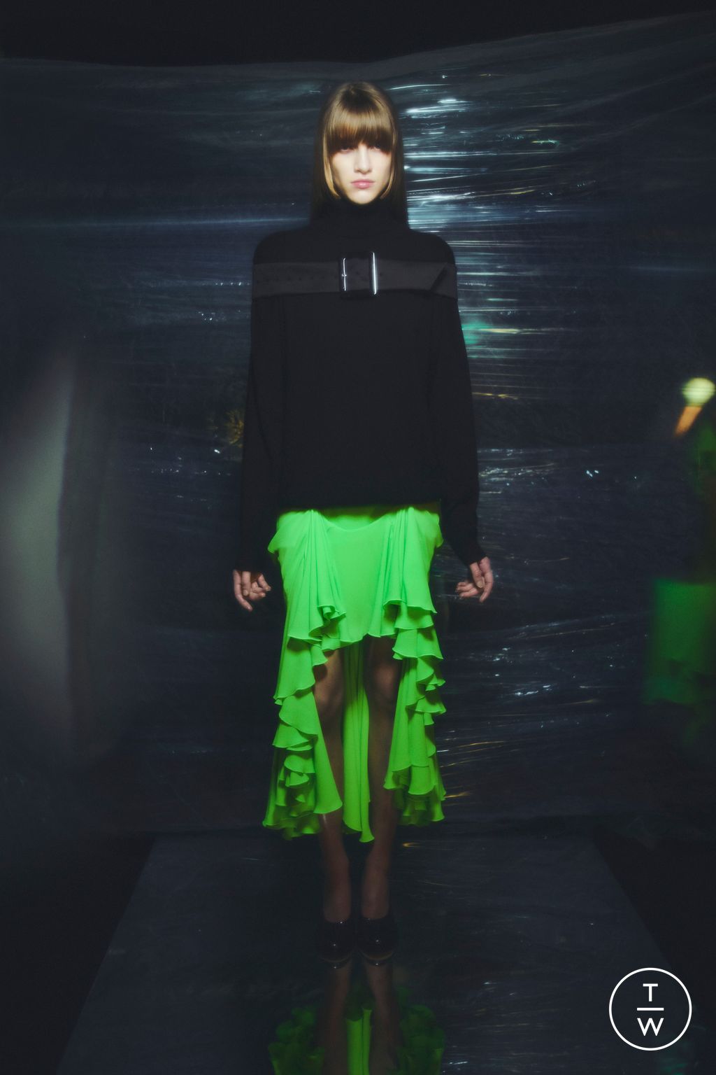 Fashion Week London Pre-Fall 2023 look 9 from the Christopher Kane collection womenswear