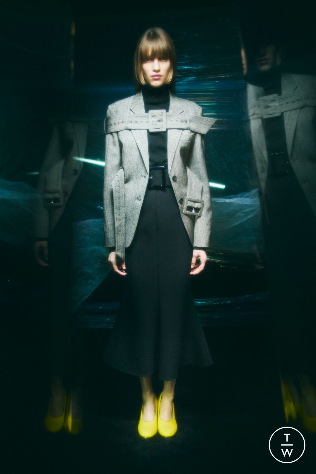 Fashion Week London Pre-Fall 2023 look 11 from the Christopher Kane collection 女装
