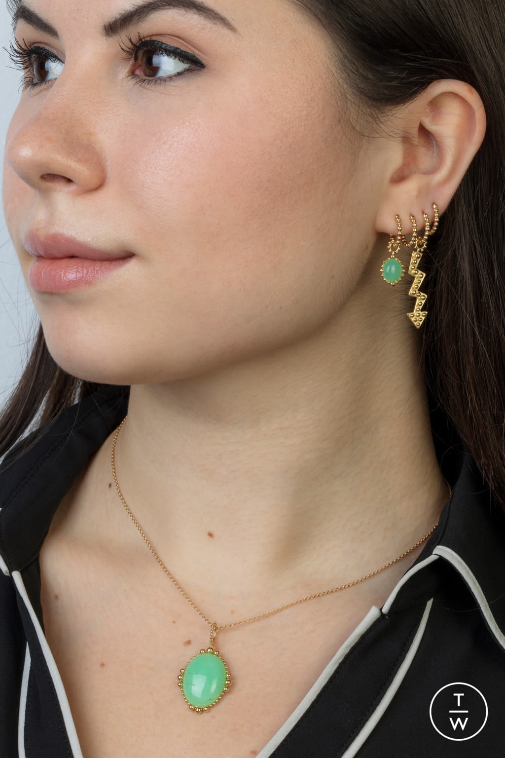 Fashion Week Paris Fall/Winter 2021 look 26 de la collection Gaya womenswear accessories