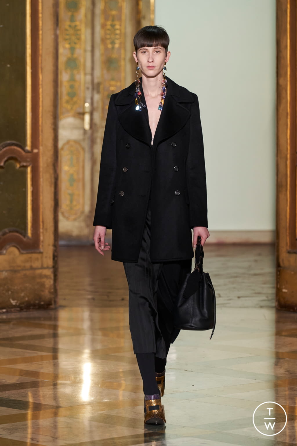 Fashion Week Milan Fall/Winter 2021 look 18 de la collection Cividini womenswear