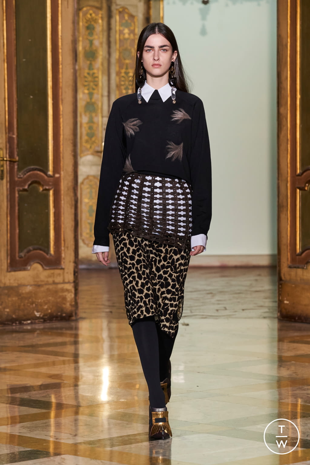 Fashion Week Milan Fall/Winter 2021 look 21 de la collection Cividini womenswear