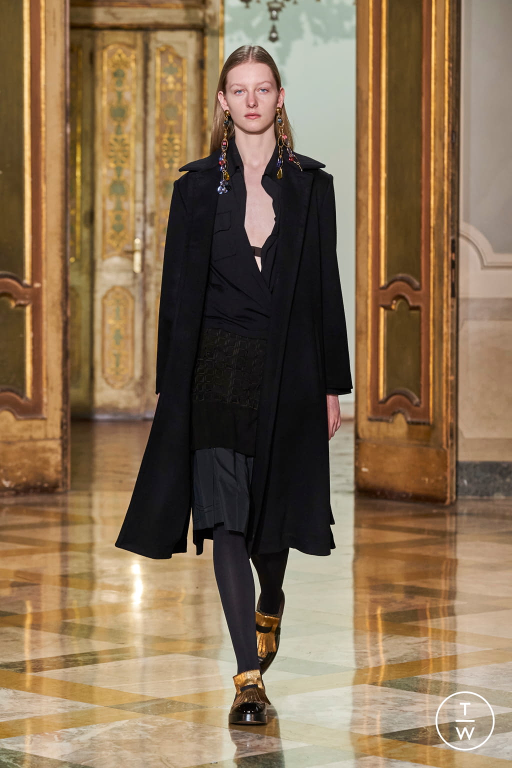 Fashion Week Milan Fall/Winter 2021 look 22 de la collection Cividini womenswear