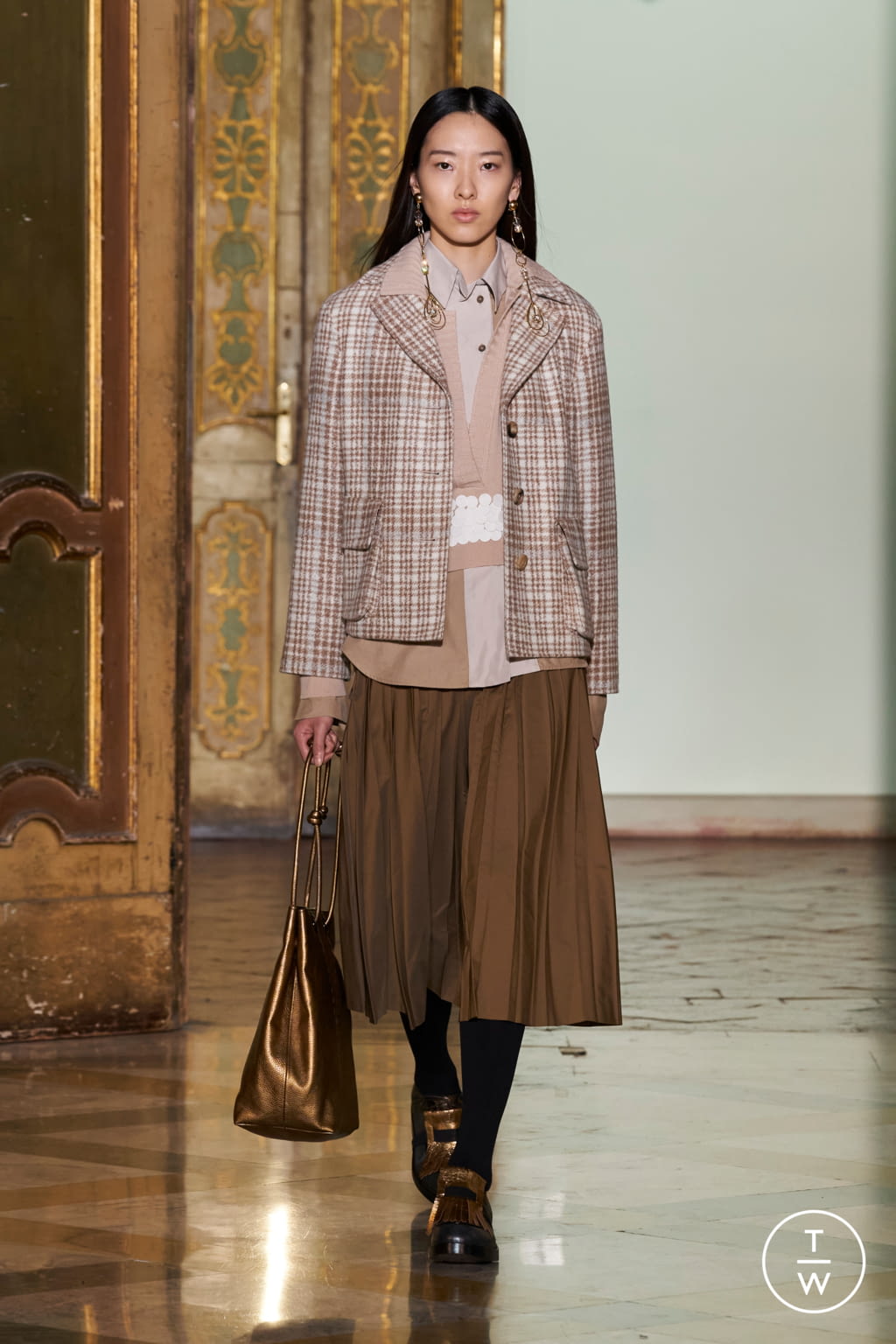 Fashion Week Milan Fall/Winter 2021 look 5 from the Cividini collection womenswear