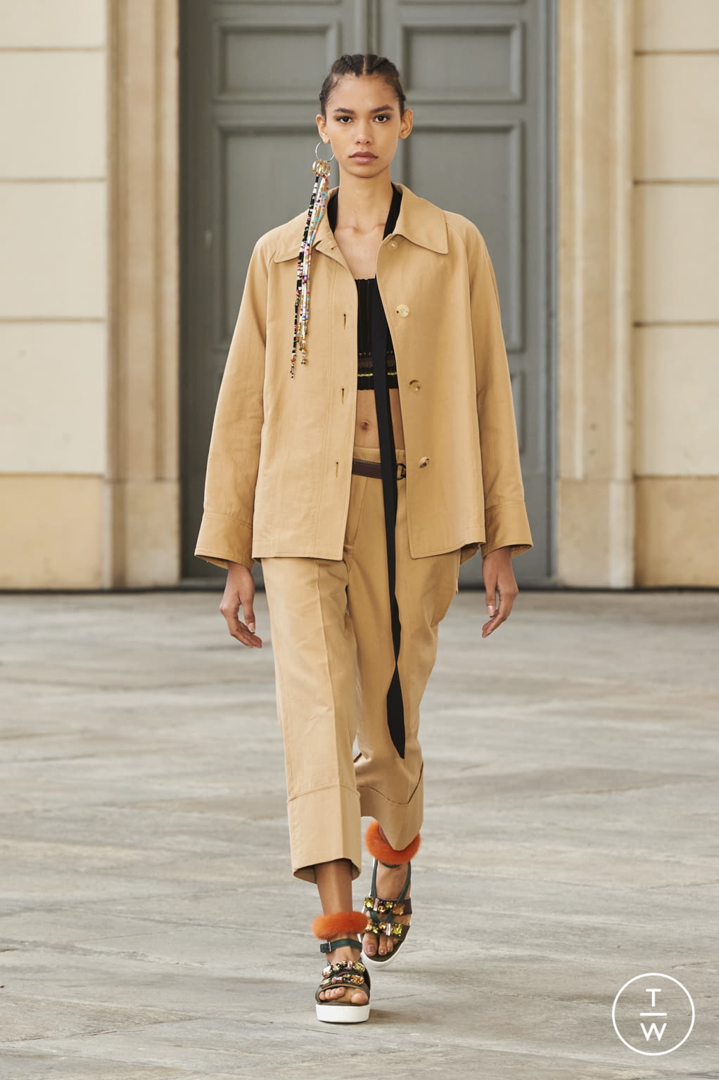Fashion Week Milan Spring/Summer 2022 look 5 de la collection Cividini womenswear