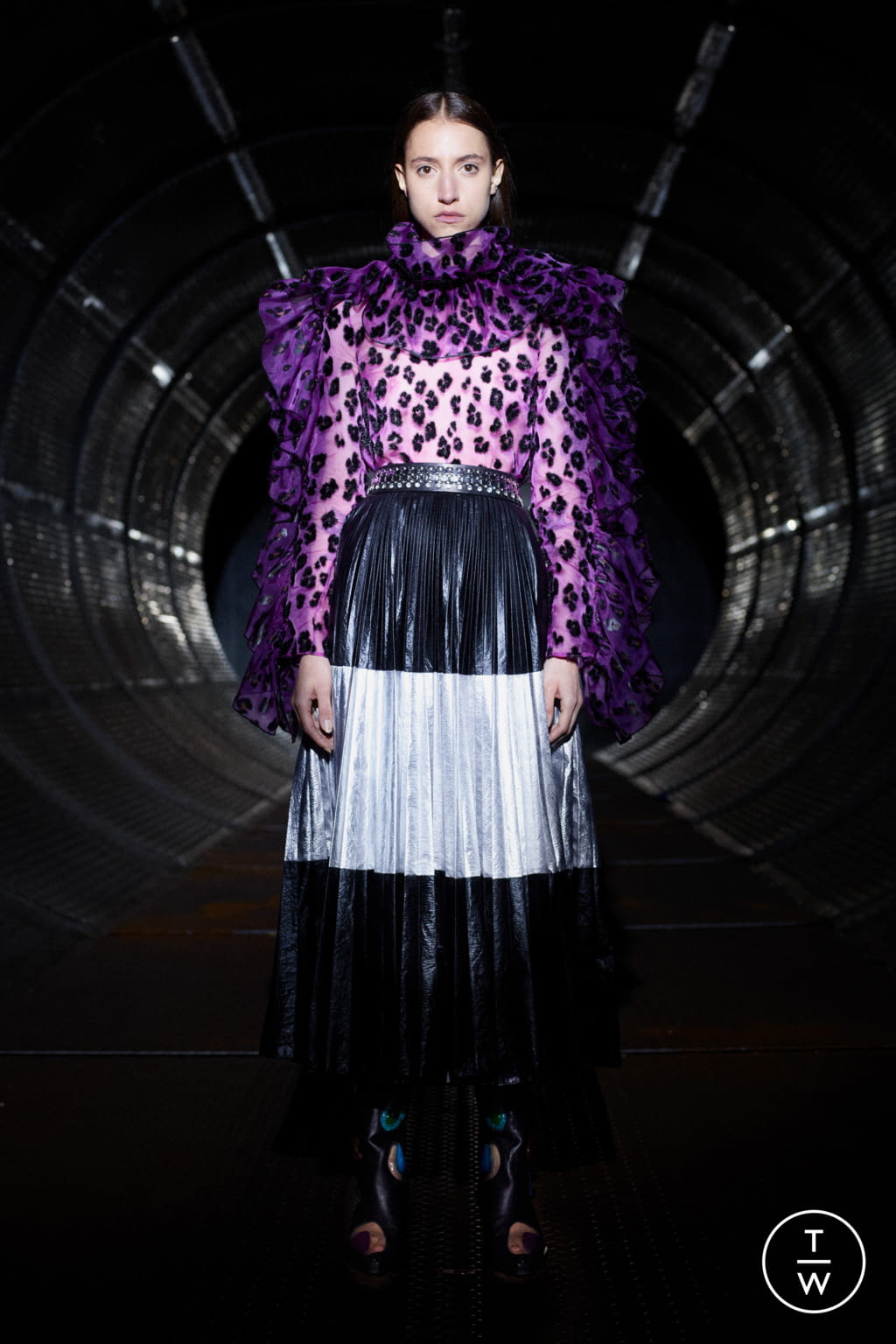 Fashion Week London Resort 2020 look 4 de la collection Christopher Kane womenswear