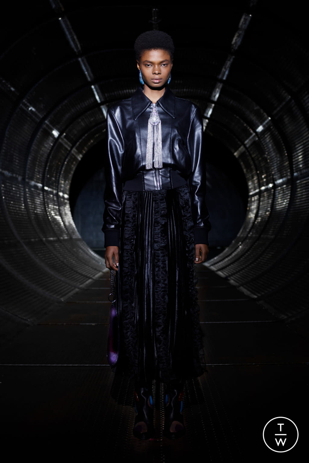 Fashion Week London Resort 2020 look 16 from the Christopher Kane collection 女装