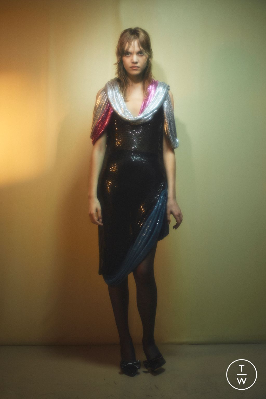 Fashion Week London Resort 2024 look 32 from the Christopher Kane collection womenswear