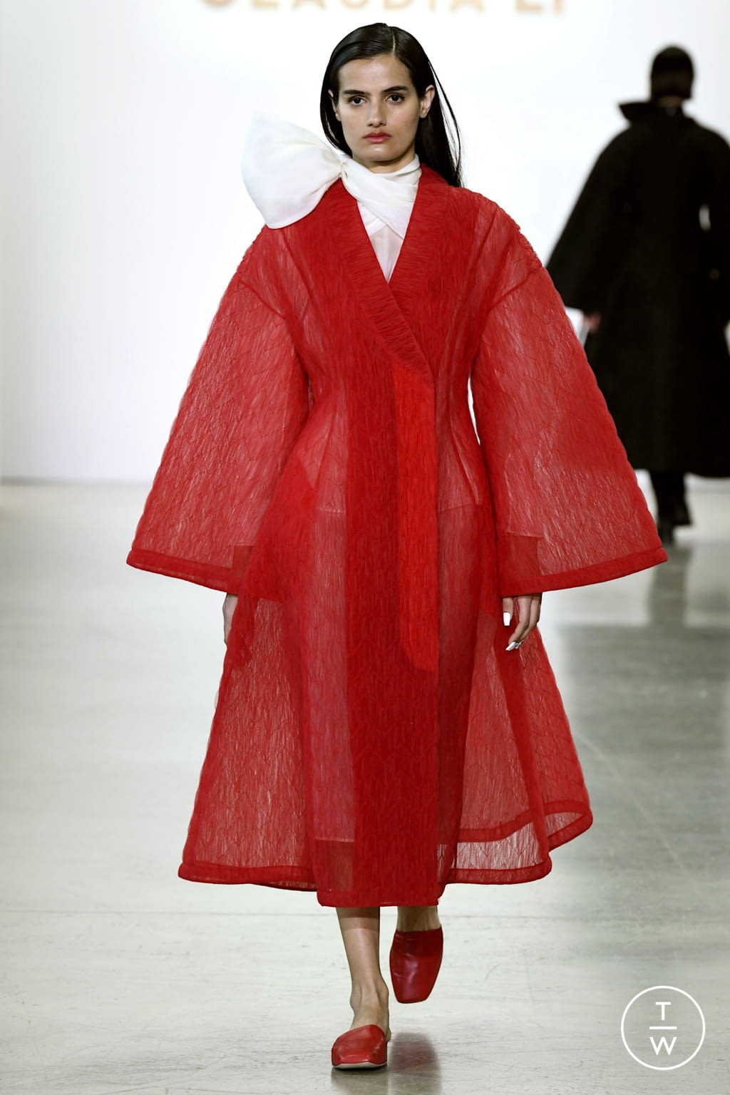 Fashion Week New York Fall/Winter 2022 look 20 from the Claudia Li collection 女装