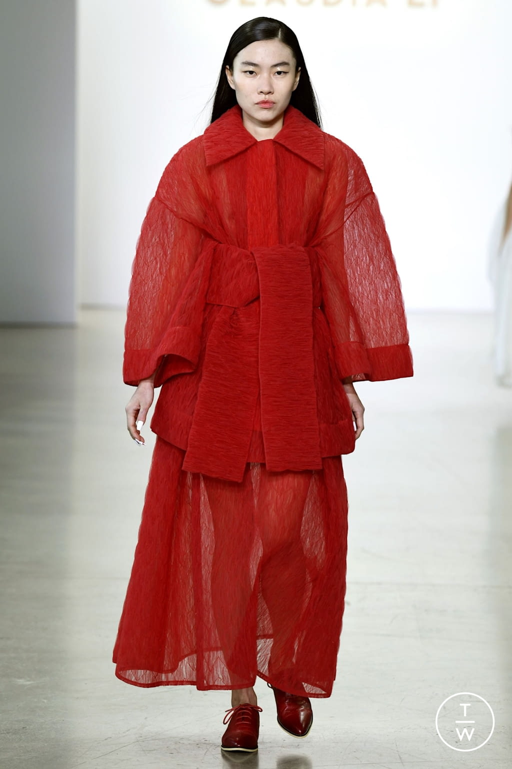 Fashion Week New York Fall/Winter 2022 look 30 from the Claudia Li collection womenswear