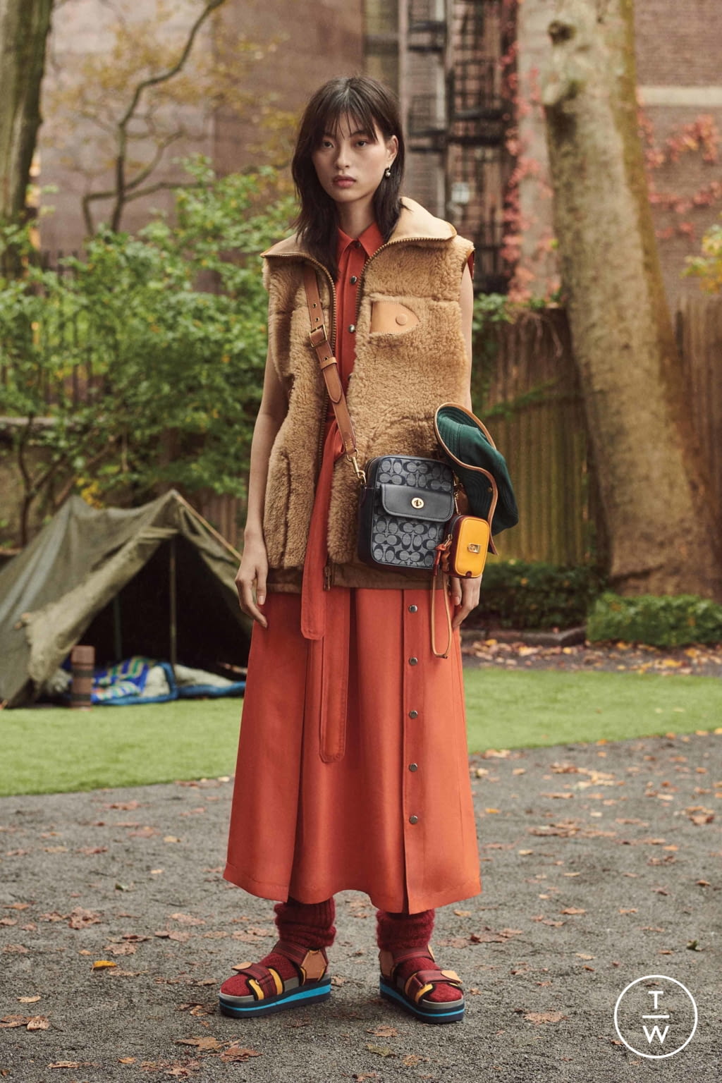 Fashion Week New York Pre-Fall 2020 look 12 from the Coach collection womenswear
