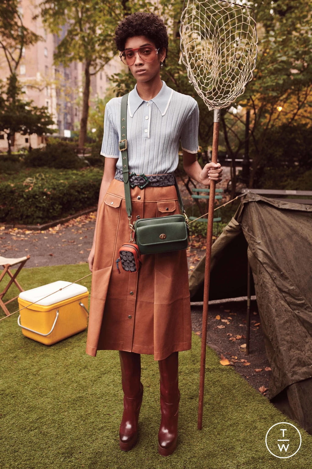 Fashion Week New York Pre-Fall 2020 look 21 from the Coach collection 女装