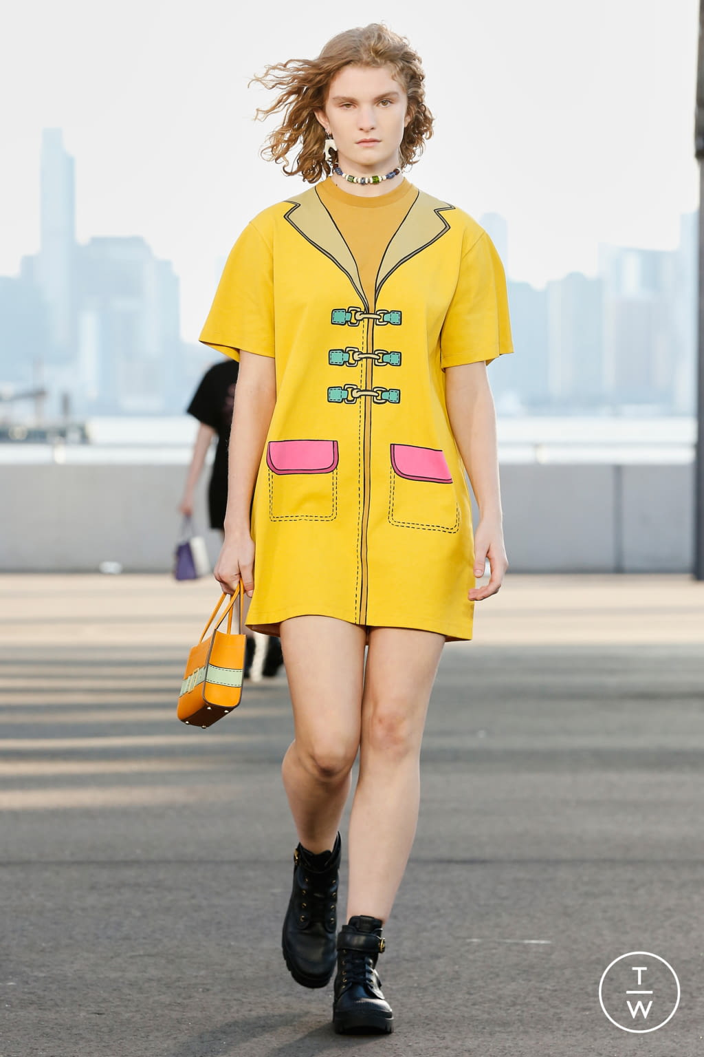 Fashion Week New York Spring/Summer 2022 look 45 de la collection Coach womenswear
