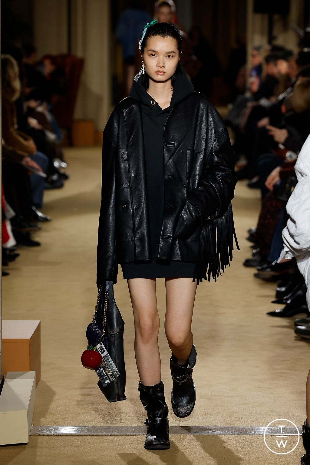 Fashion Week New York Fall/Winter 2024 look 22 from the Coach collection 女装