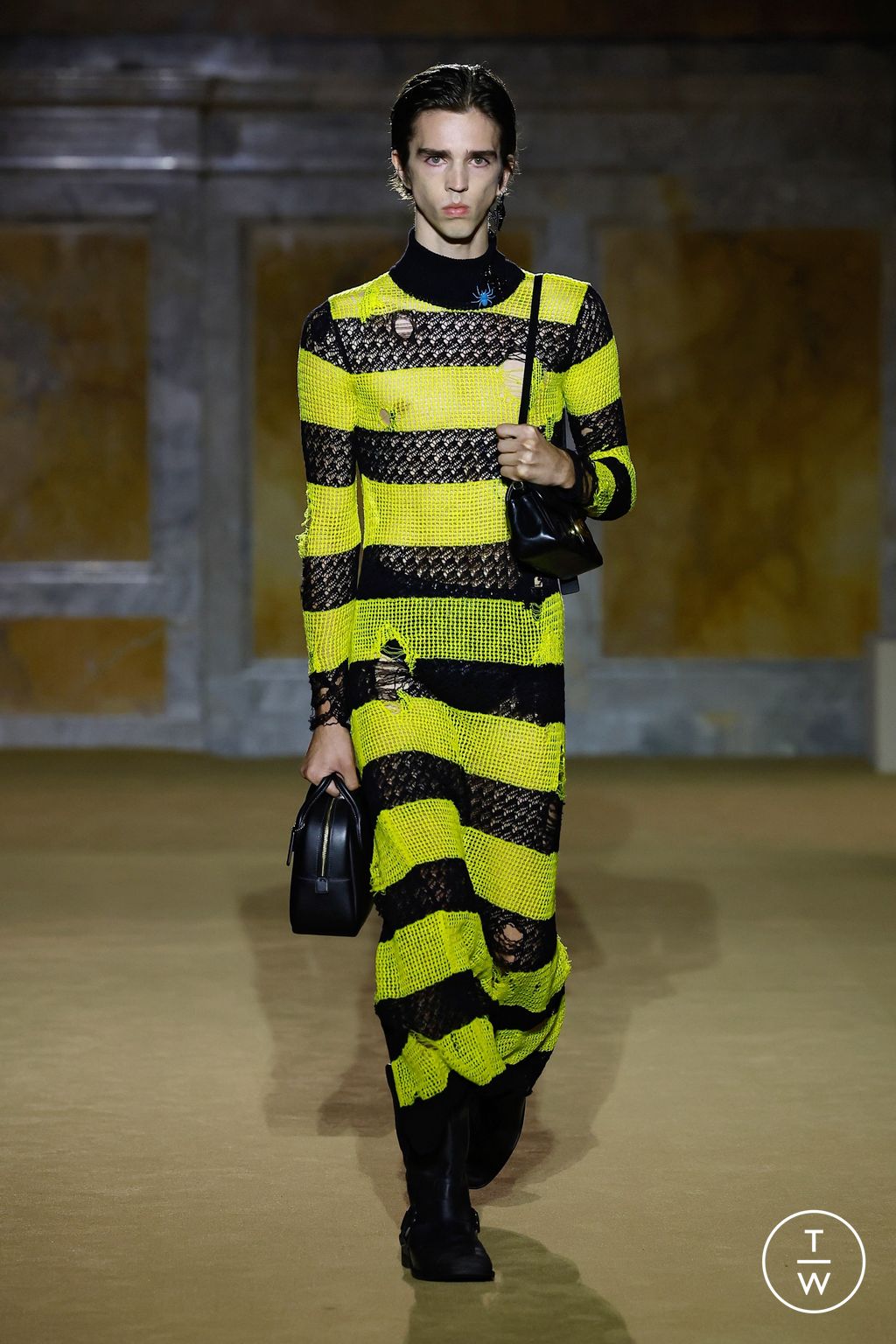 Fashion Week New York Spring/Summer 2024 look 23 from the Coach collection womenswear