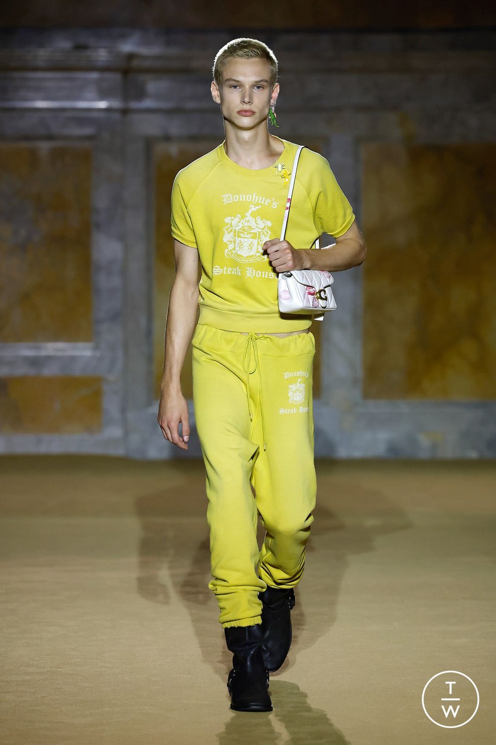 Fashion Week New York Spring/Summer 2024 look 35 from the Coach collection womenswear