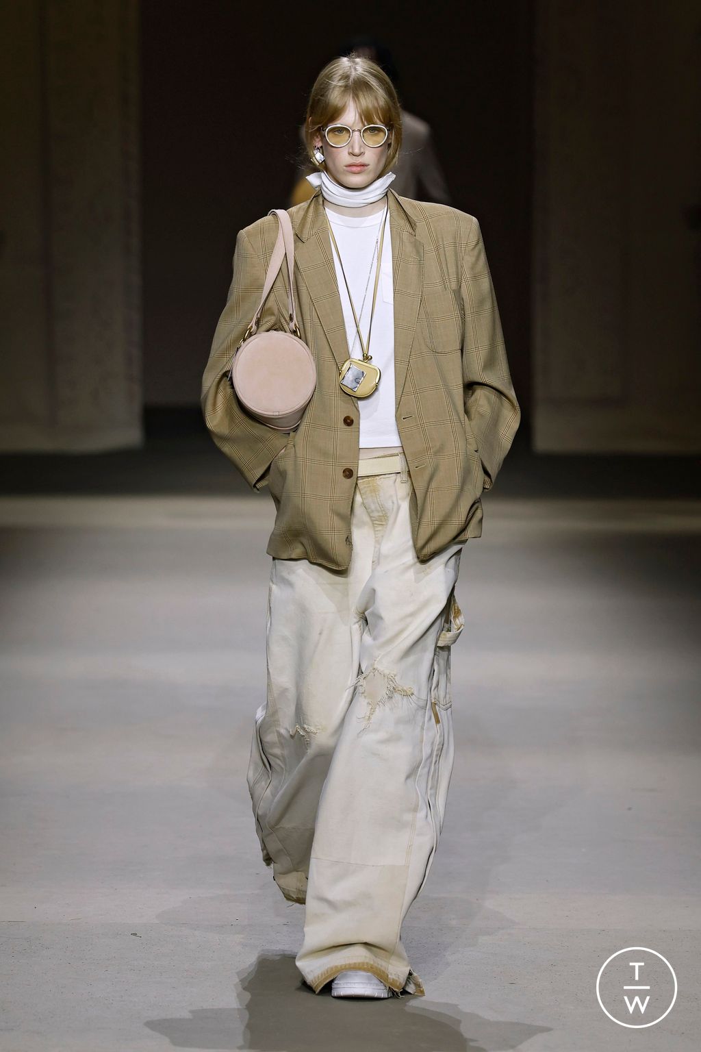 Fashion Week New York Spring/Summer 2026 look 42 from the Coach collection womenswear